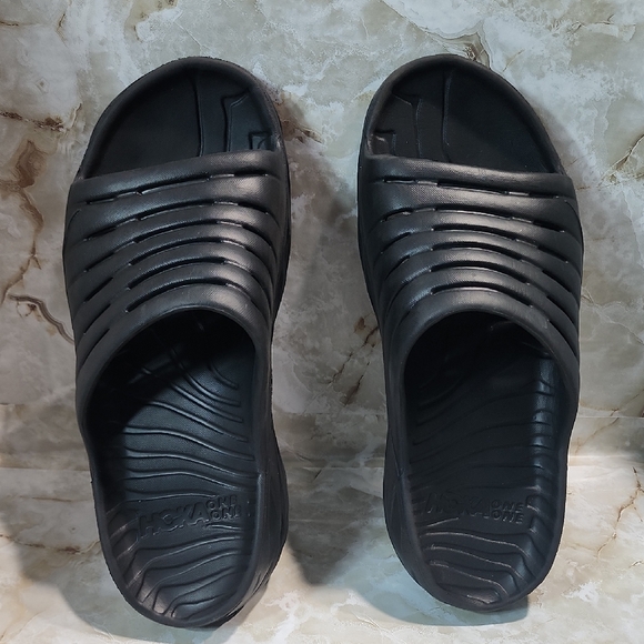 Hoka One ORA Recovery Slide Sandals M SZ 8 / W SZ 10 main image 4